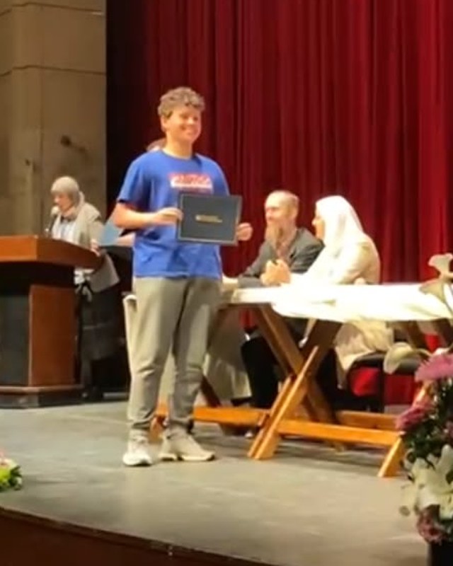 أحسن متحدث في السنة